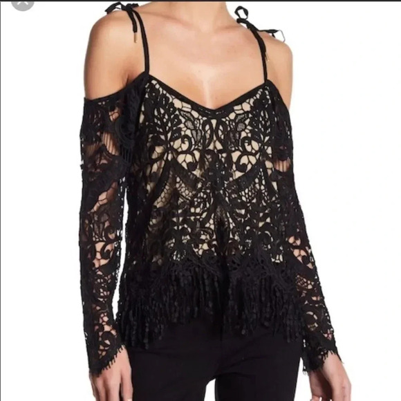 Saylor Noella Black Lace Off The Shoulder Top Sz M NWT - Picture 1 of 16